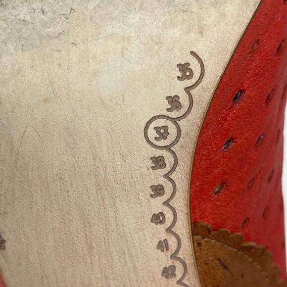 Gold Button Women's Heeled Ankle Zip Booties Real Leather Red Size EU 37 - Picture 10 of 12